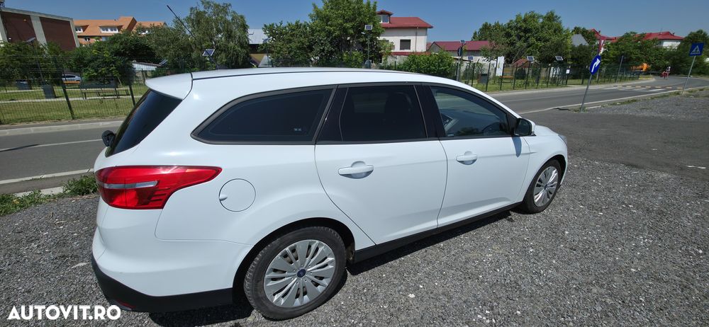 Ford Focus - 4
