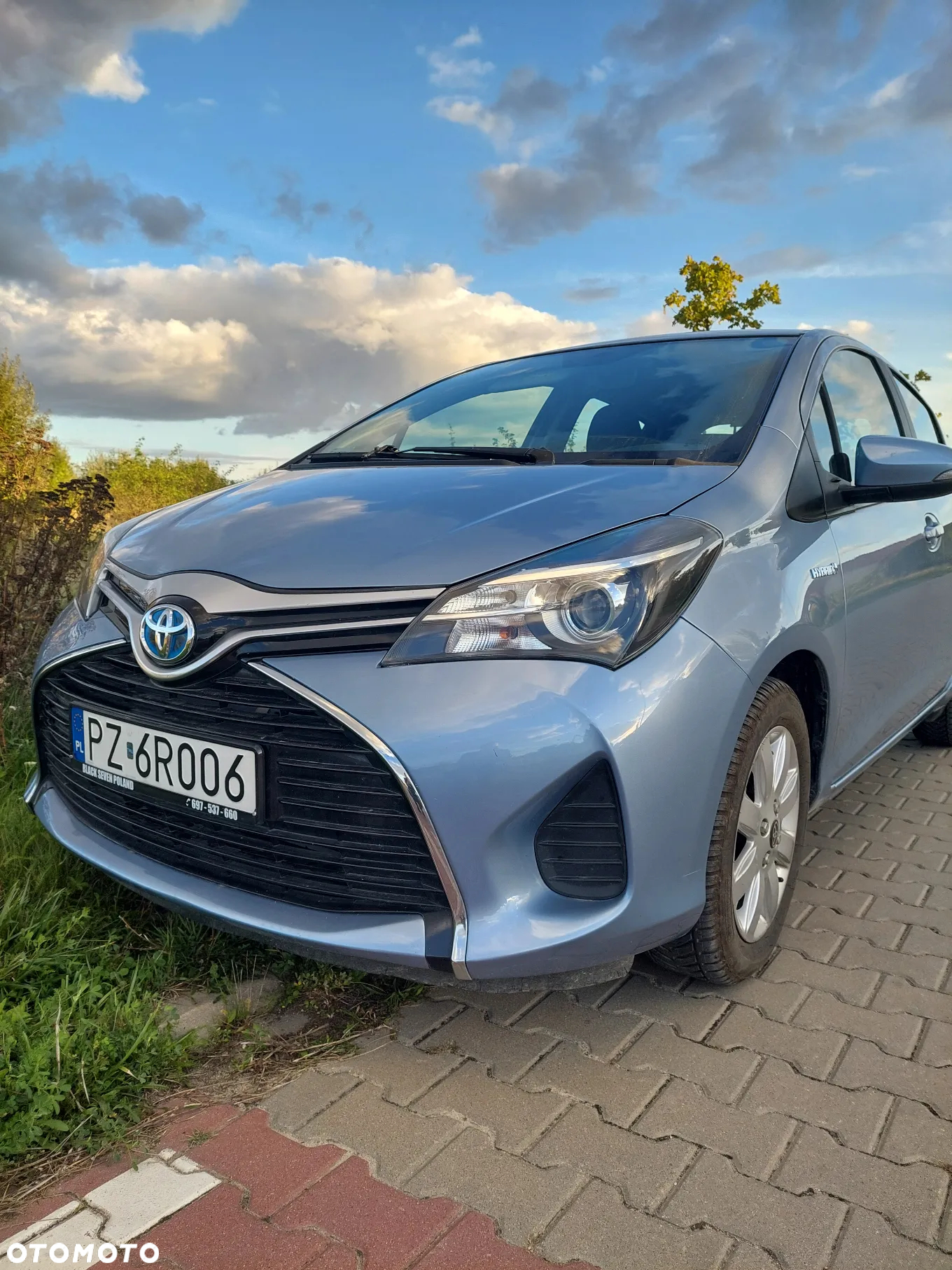 Toyota Yaris Hybrid 1.5 VVT-i - 2