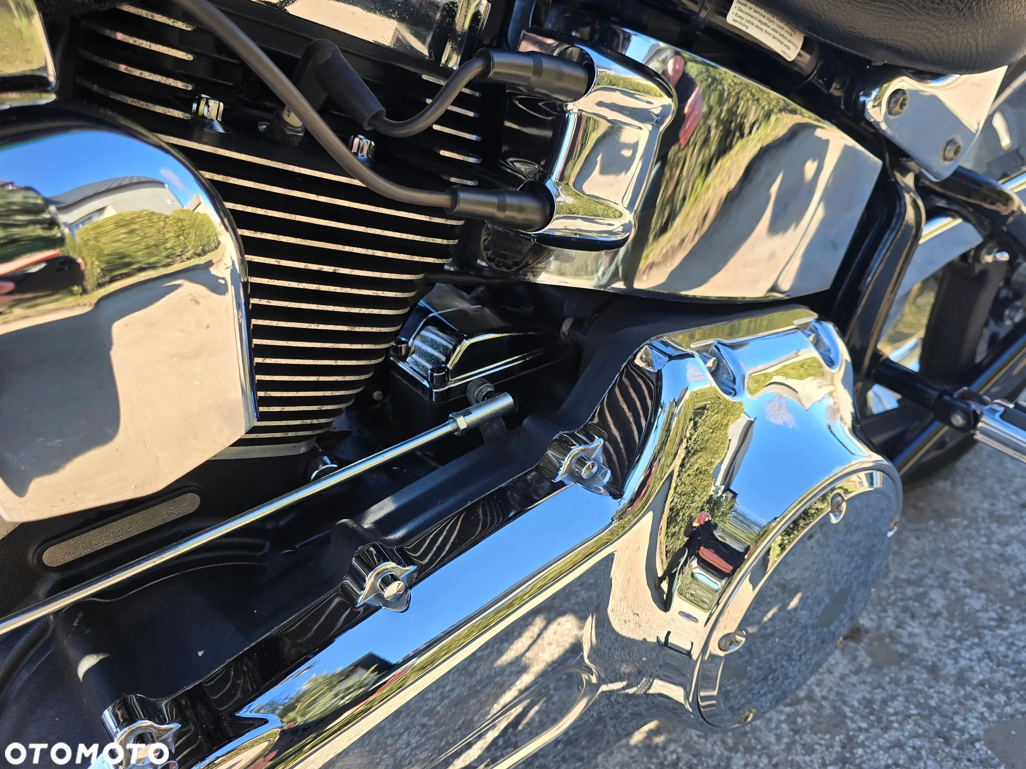 Harley-Davidson Softail Custom - 23