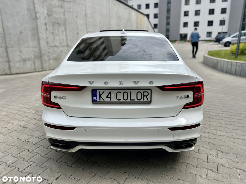 Volvo S60 T6 AWD R-Design - 11