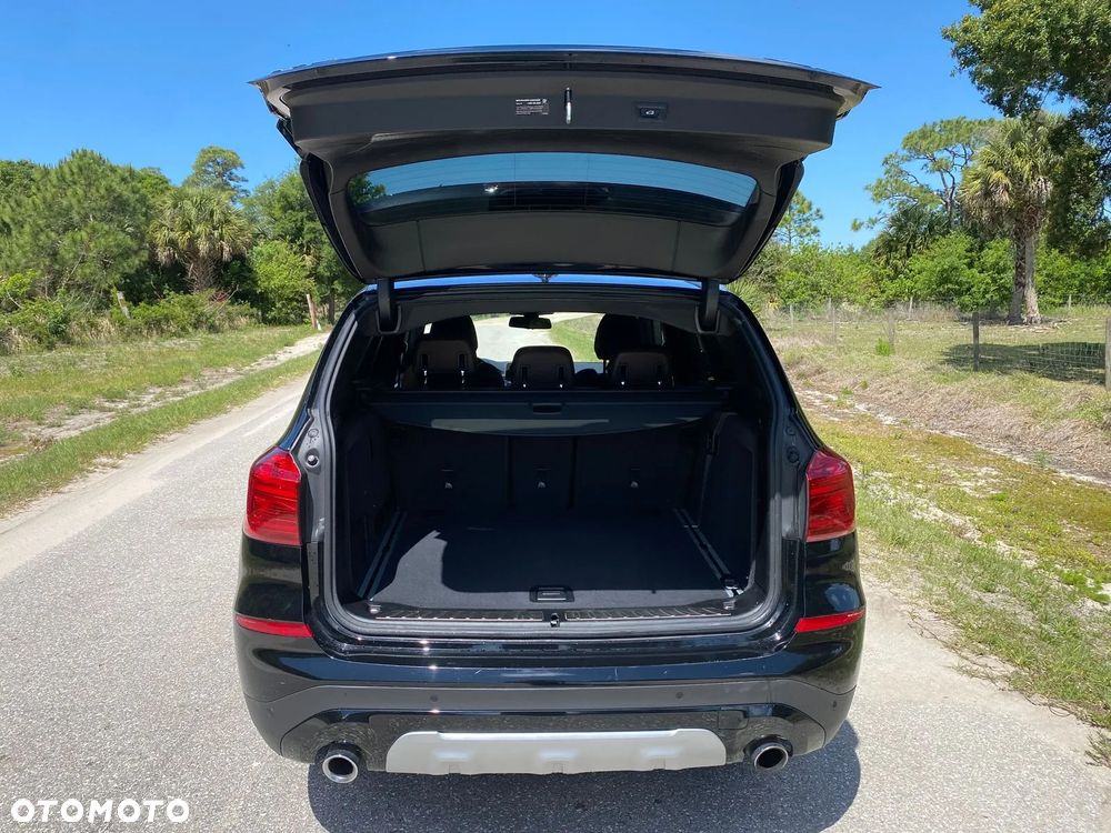 BMW X3 xDrive30i Advantage sport - 29