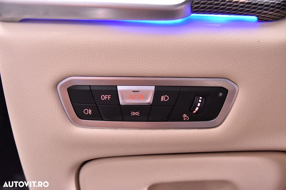 BMW X6 xDrive40i AT MHEV - 15