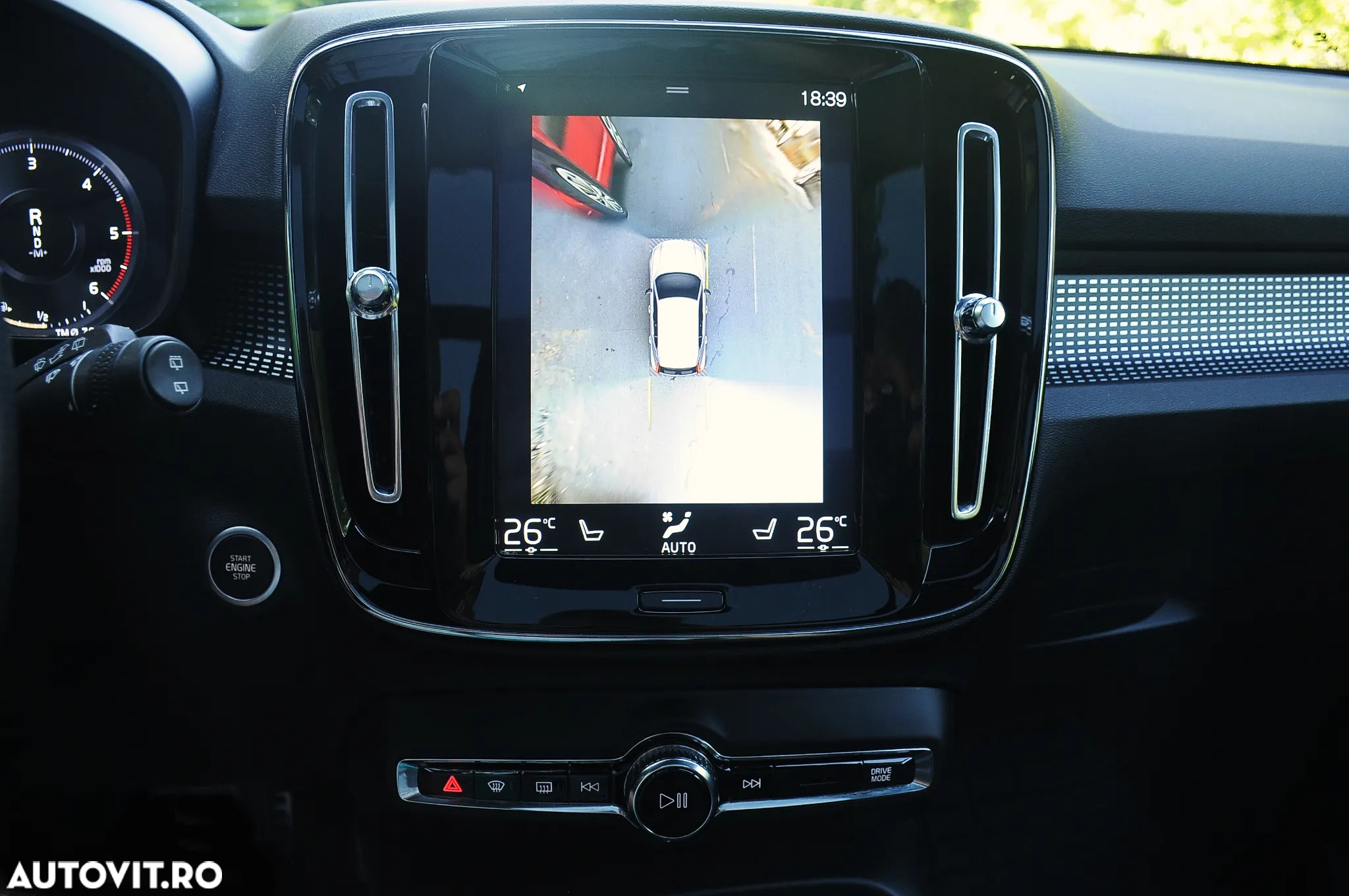 Volvo XC 40 D4 AWD Geartronic R-Design - 15