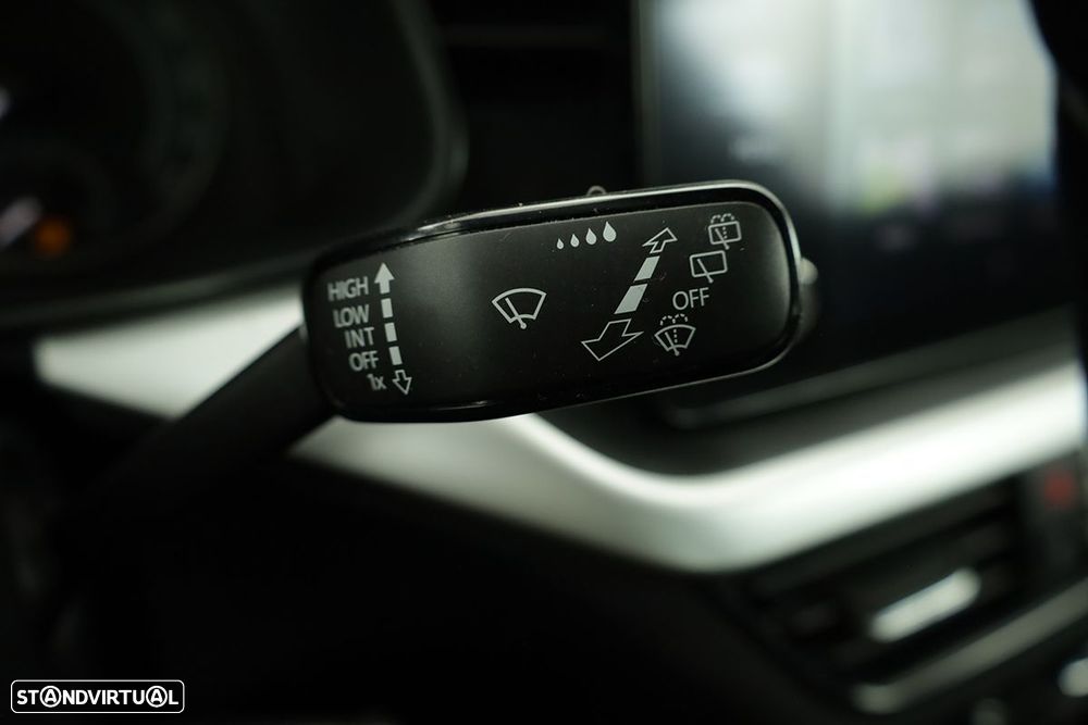 Skoda Kamiq 1.0 TSI Ambition DSG - 17