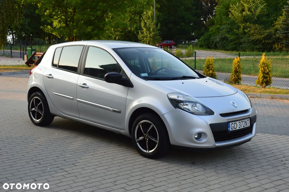 Renault Clio - 7