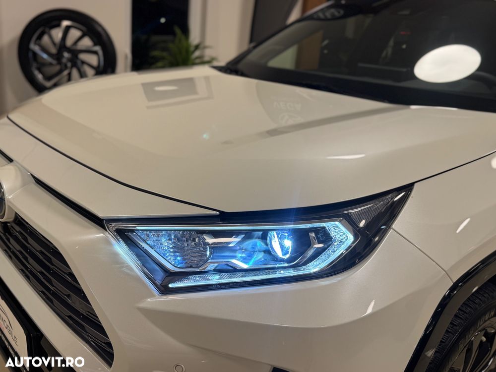 Toyota RAV4 - 38