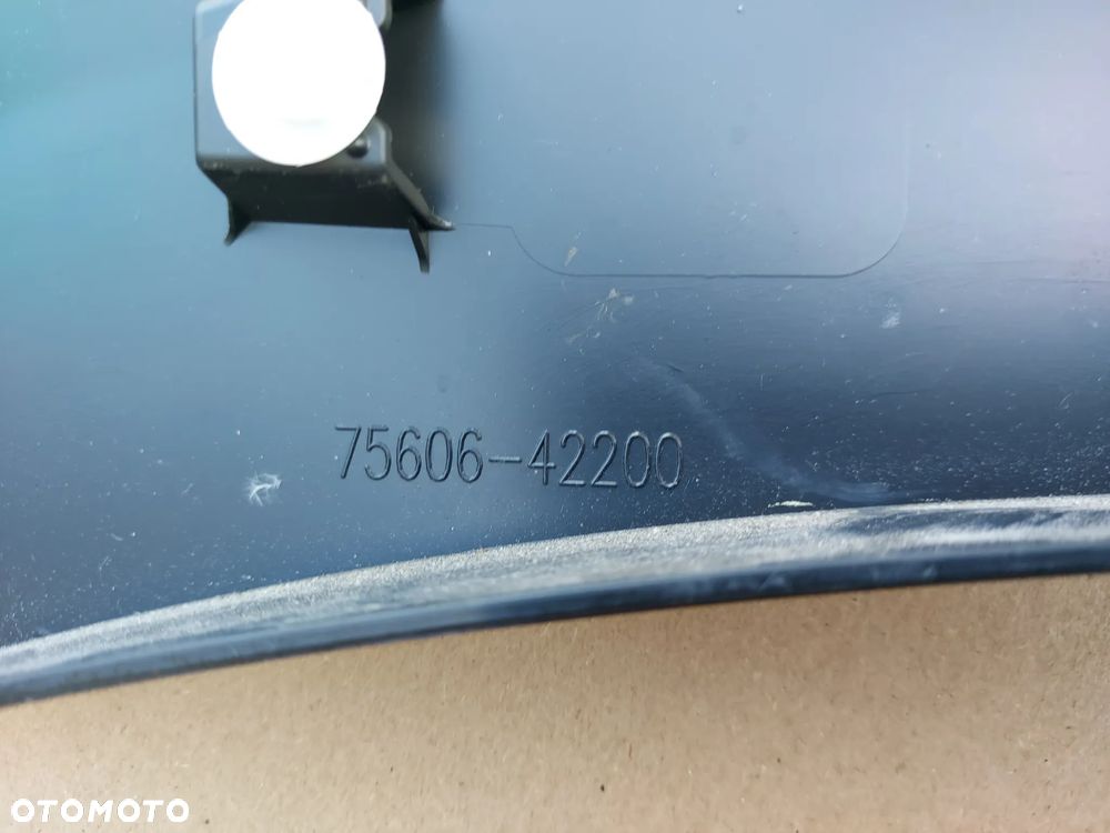 Toyota BZ4X 22- Listwa Błotnika L+R Tył Idealna - 5