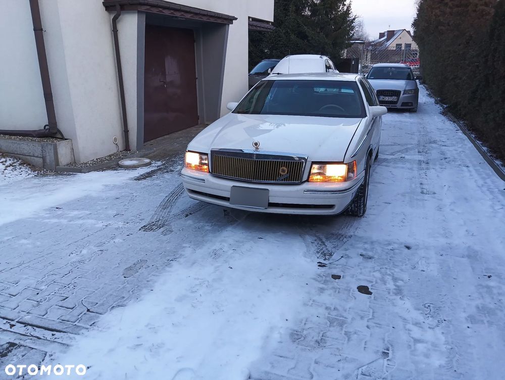 Cadillac Deville - 11