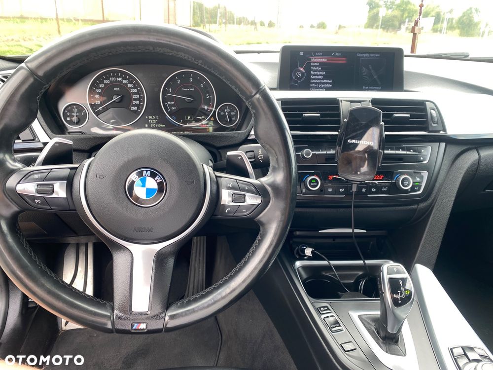 BMW Seria 3 330d xDrive - 7