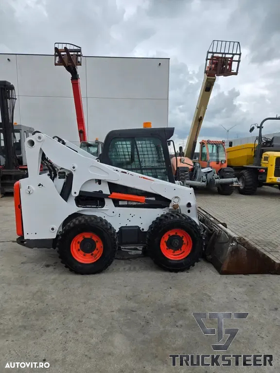 Bobcat S770 - 6