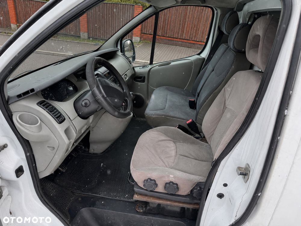 Renault Trafic - 8