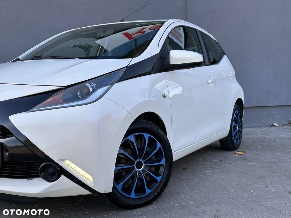 Toyota Aygo 1.0 VVT-i Sprint EU6 - 11