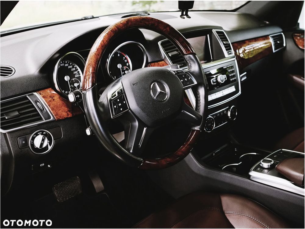 Mercedes-Benz ML 350 BlueEff 4-Matic - 12