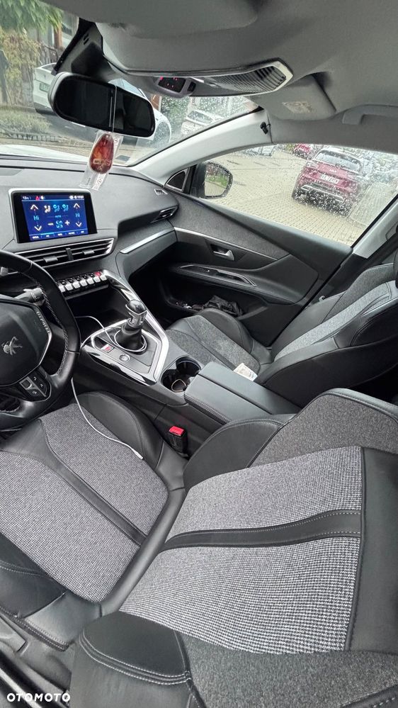 Peugeot 5008 1.2 PureTech Allure Pack S&S - 13