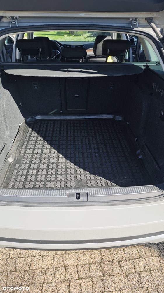 Skoda Superb 2.0 TDI SCR 4x4 Scout DSG - 11