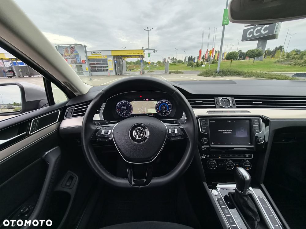 Volkswagen Passat 1.8 TSI BMT Comfortline DSG - 9
