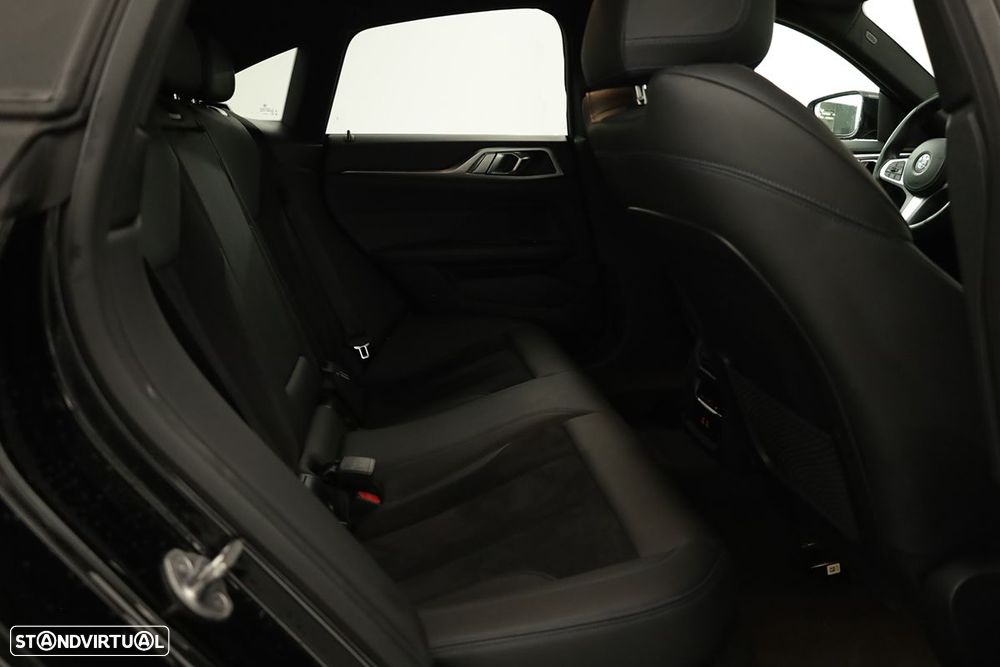 BMW 420 Gran Coupé i Pack Desportivo M Auto - 21