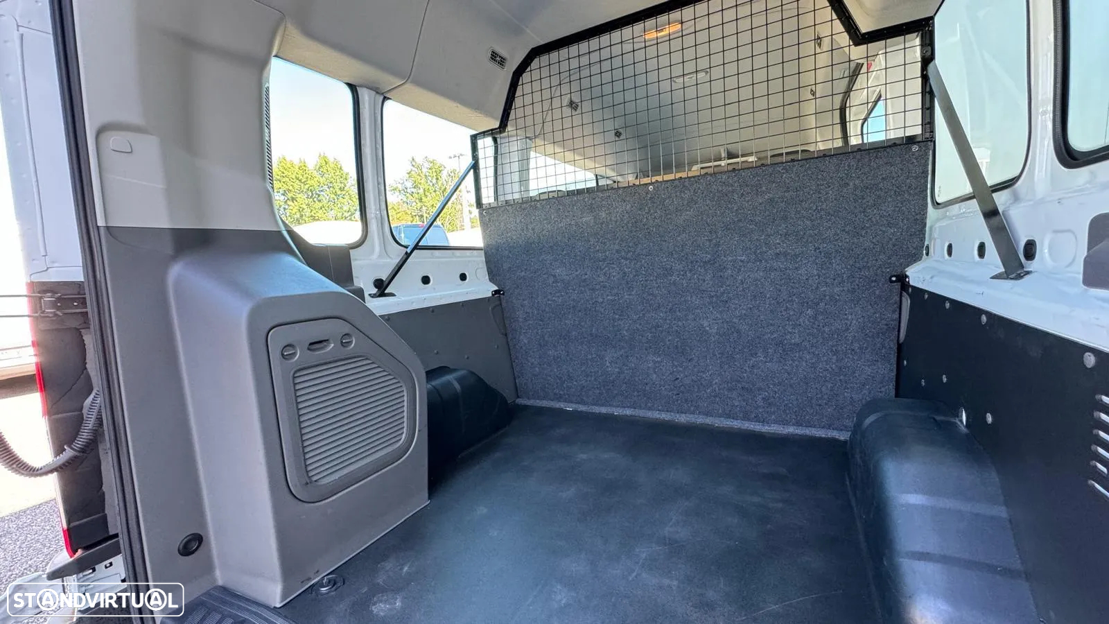 Ford Transit 330 L3 2.0 TDCi H2 Trend - 16