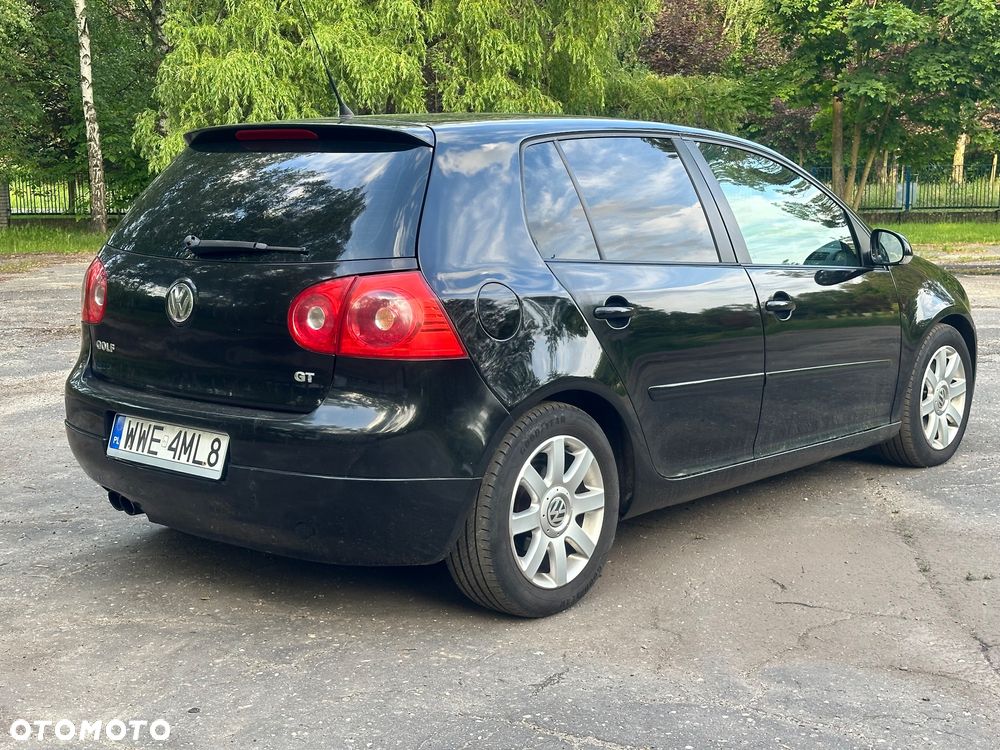 Volkswagen Golf 2.0 TDI DPF GT - 15