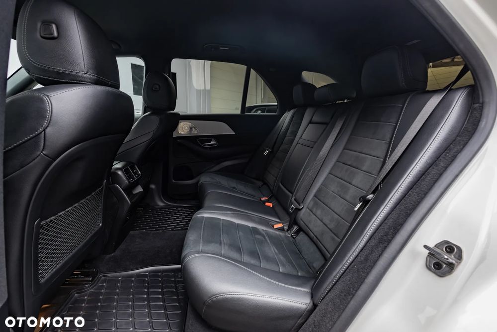 Mercedes-Benz GLE 300 d 4Matic 9G-TRONIC AMG Line - 22