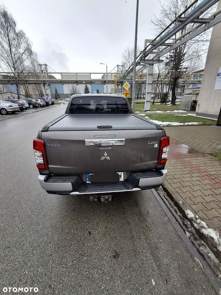 Mitsubishi L200 2.2 d DC Instyle Plus - 3