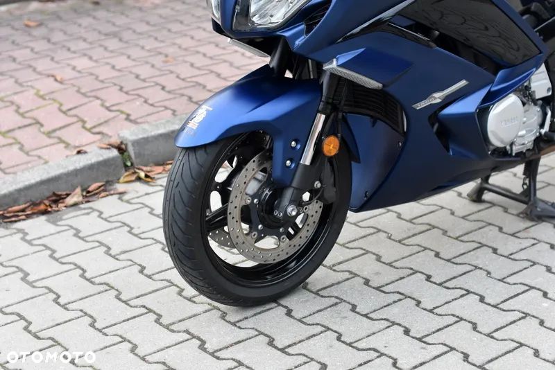 Yamaha FJR - 22