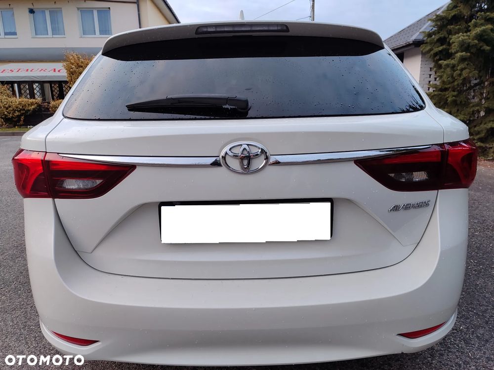 Toyota Avensis 1.8 Selection - 6