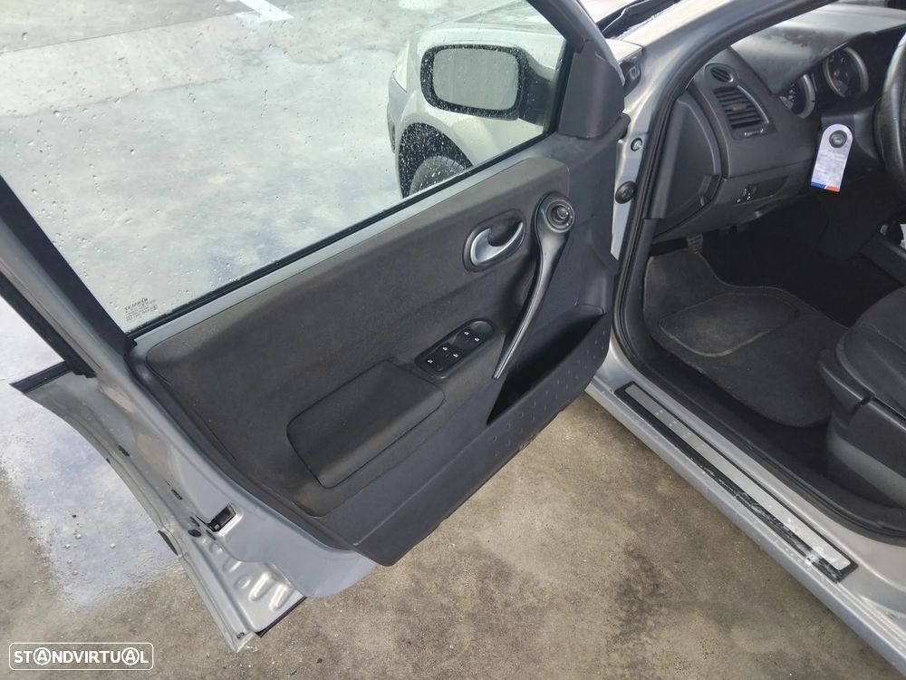 Renault Mégane Break 1.5 dCi C Dynamique - 9