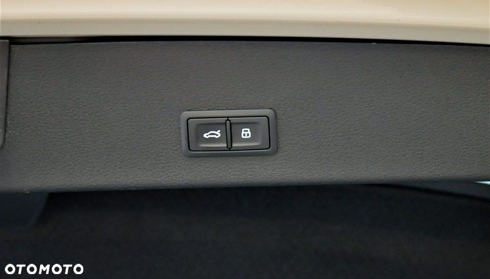 Audi e-tron Sportback - 11