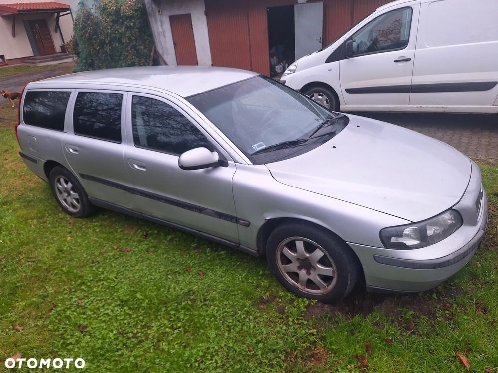 Volvo V70 2.4D5 - 10