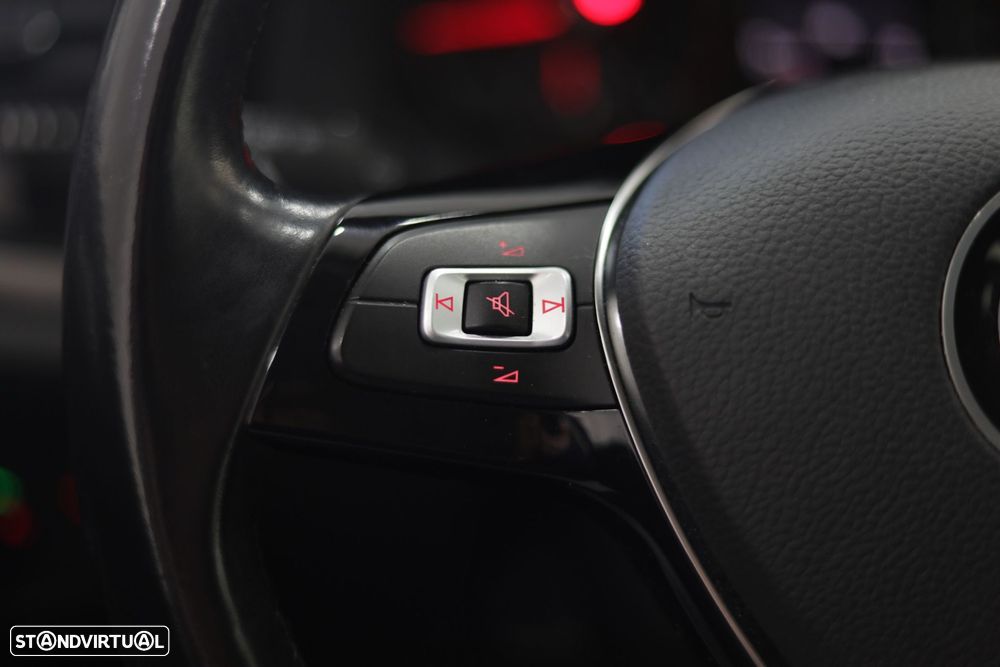 VW Polo 1.0 Confortline - 28