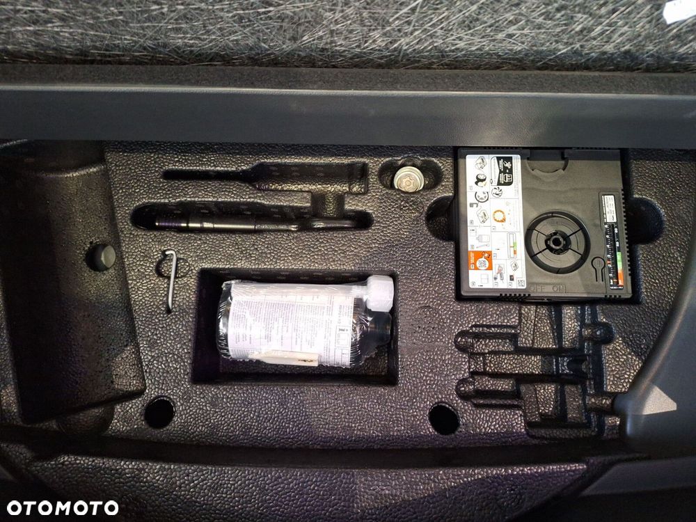 Volkswagen Touran 1.5 TSI EVO Comfortline Plus DSG - 35