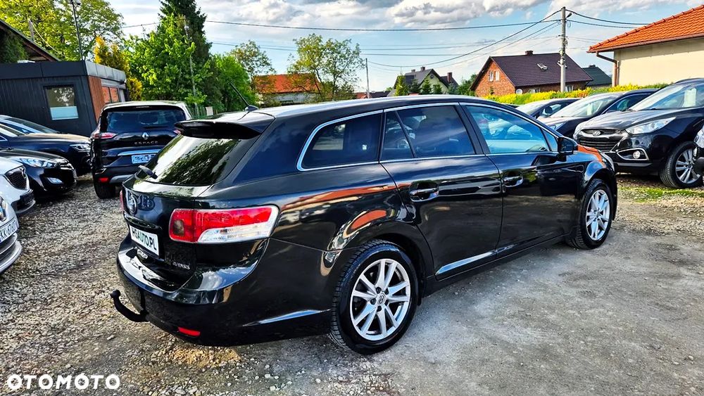 Toyota Avensis Touring Sports 1.8 Executive - 14