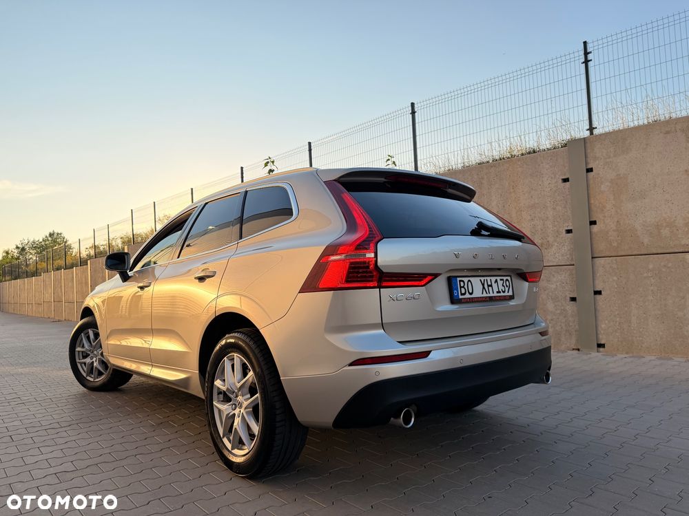 Volvo XC 60 T4 Geartronic Momentum Pro - 4