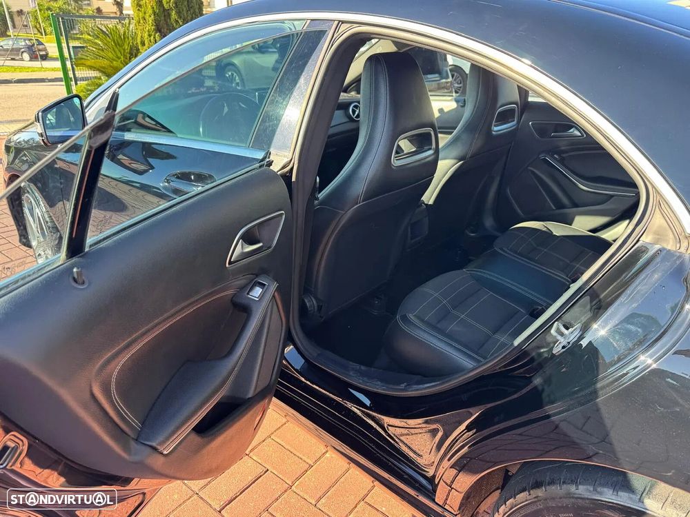 Mercedes-Benz CLA 180 CDI Urban - 22