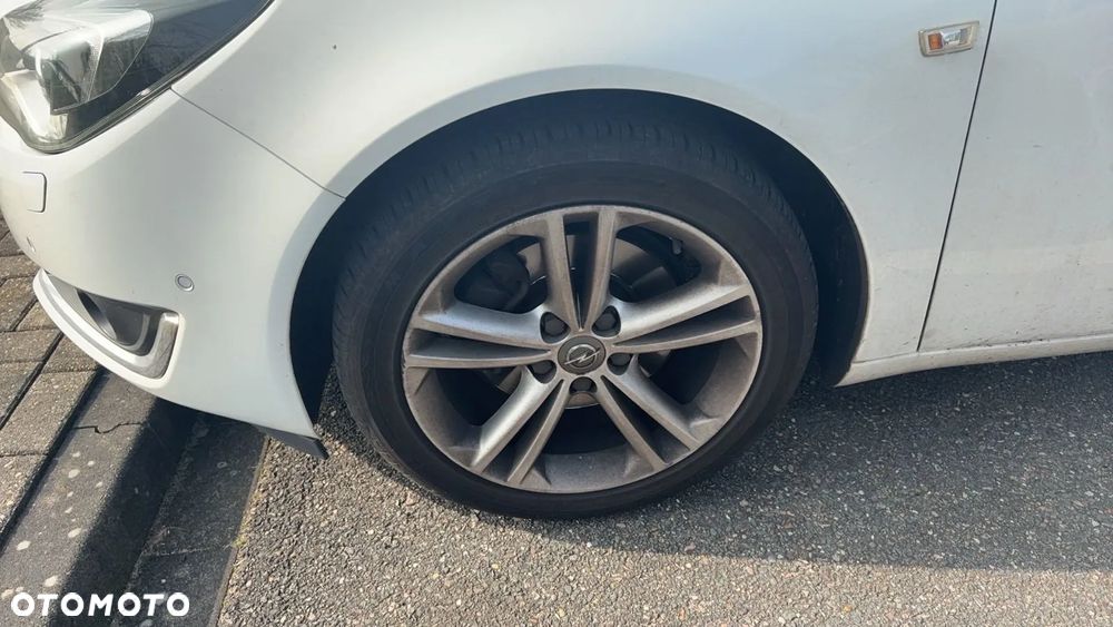 Opel Insignia 1.6 T Edition S&S - 3
