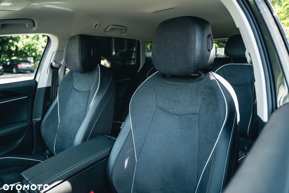 Volkswagen Passat - 23