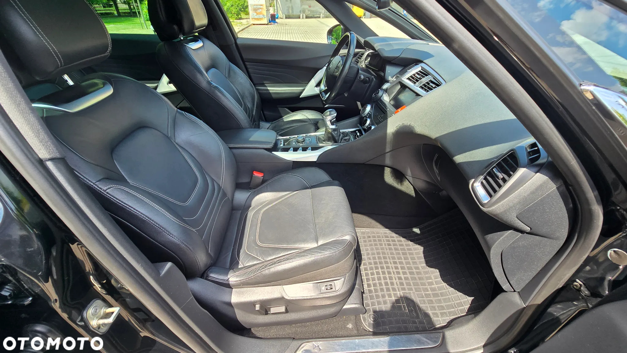 Citroën DS5 2.0 HDi SportChic - 27