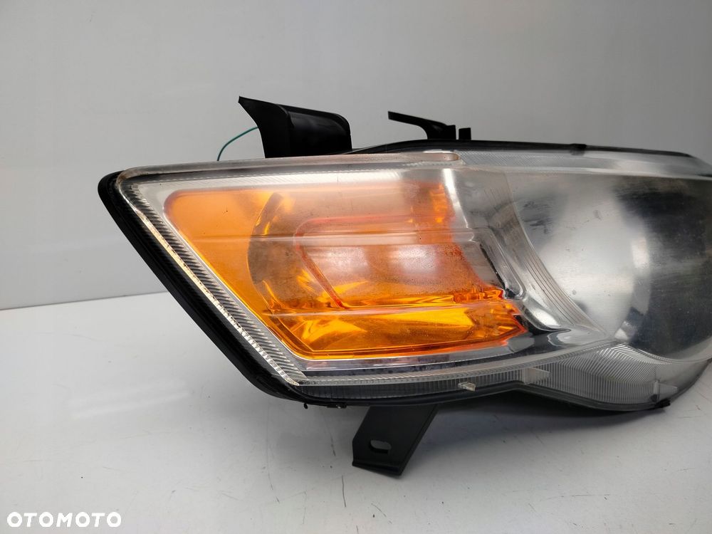 mitsubishi colt lift 09r- reflektor lampa prawy przód prawa przednia - 2