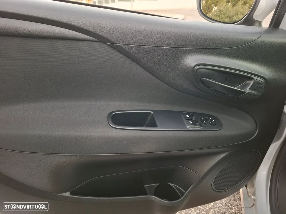 Fiat Punto 1.2 Lounge Start&Stop - 12