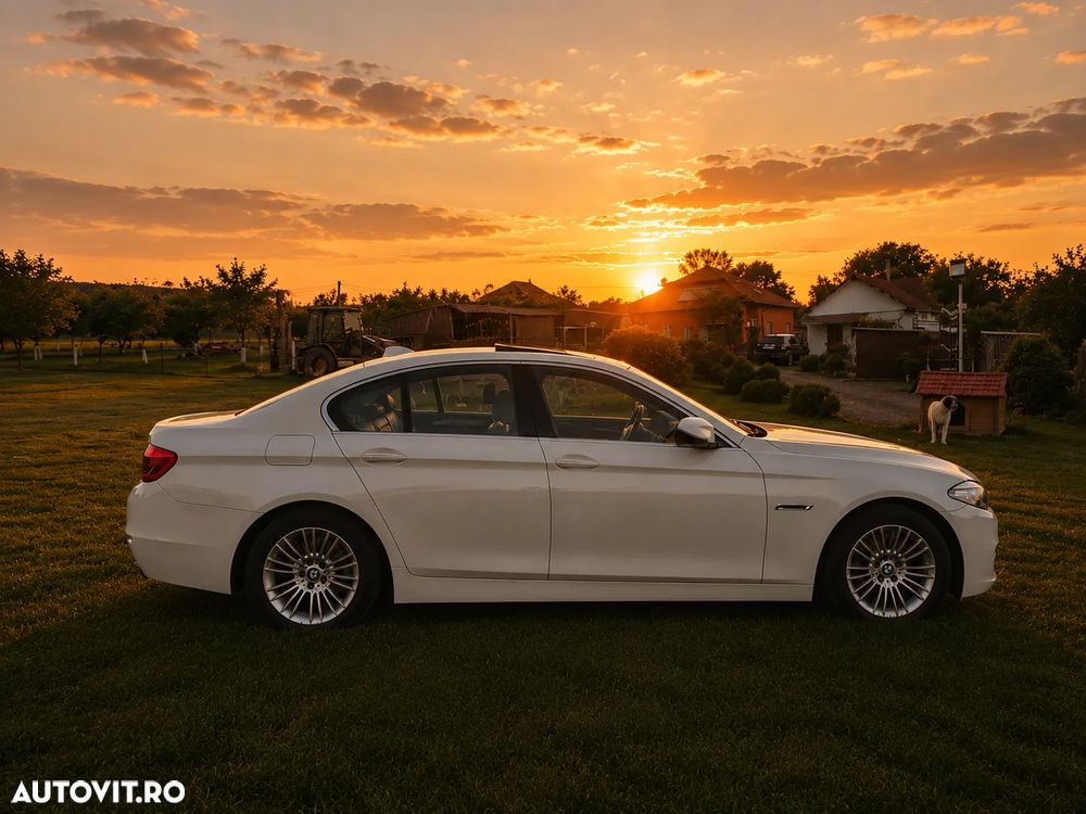 BMW Seria 5 520d Aut. Luxury Line - 3