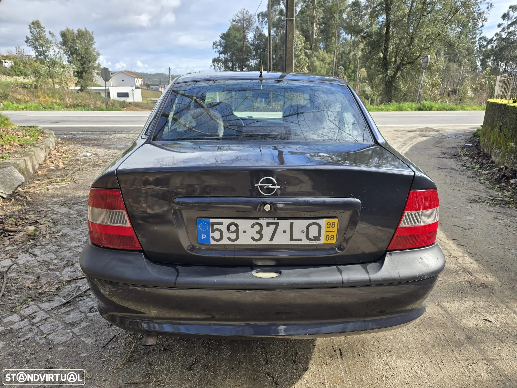 Opel Vectra 2.0i Sport - 6