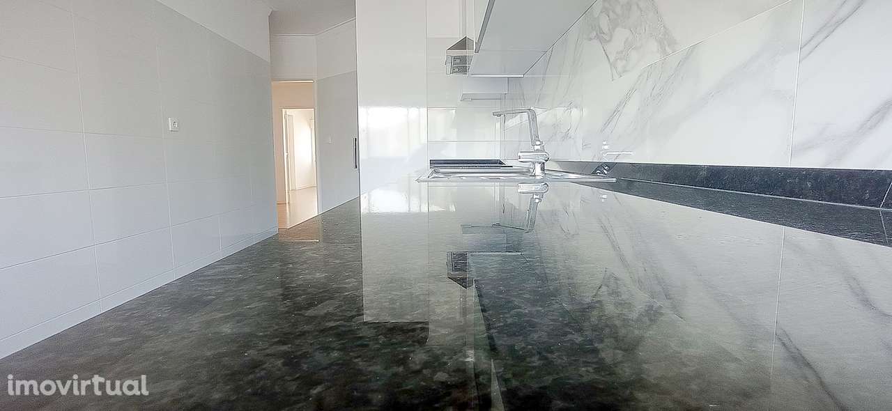 Apartamento T3 Venda em Agualva e Mira-Sintra,Sintra - Grande imagem: 5/33