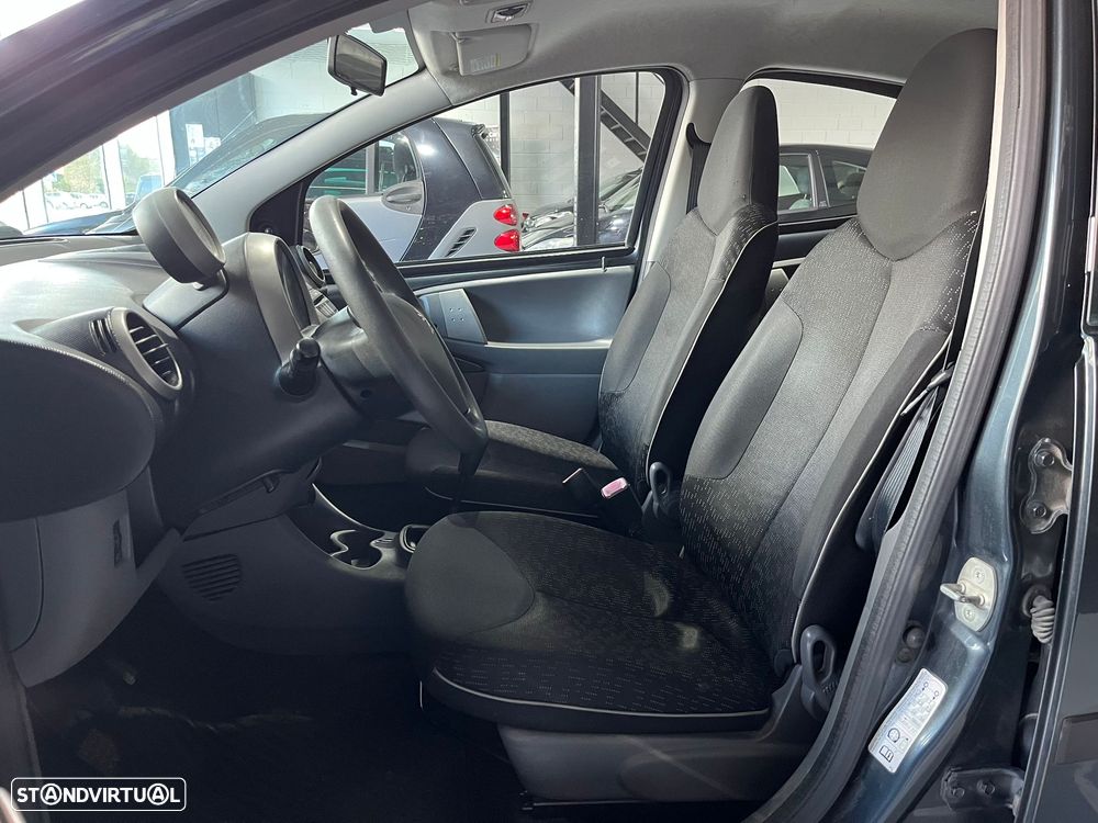 Peugeot 107 1.0 Trendy - 10