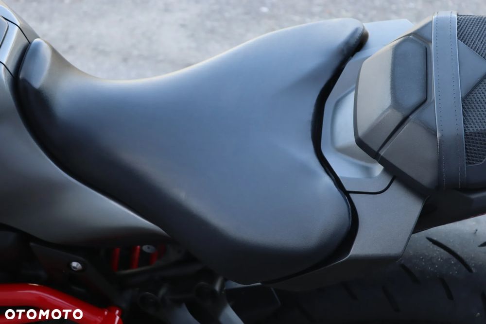 Yamaha MT - 17