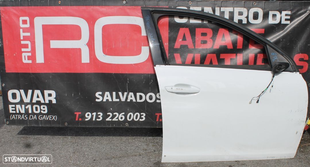 Porta da Frente do Lado Direito Peugeot 308 - 1