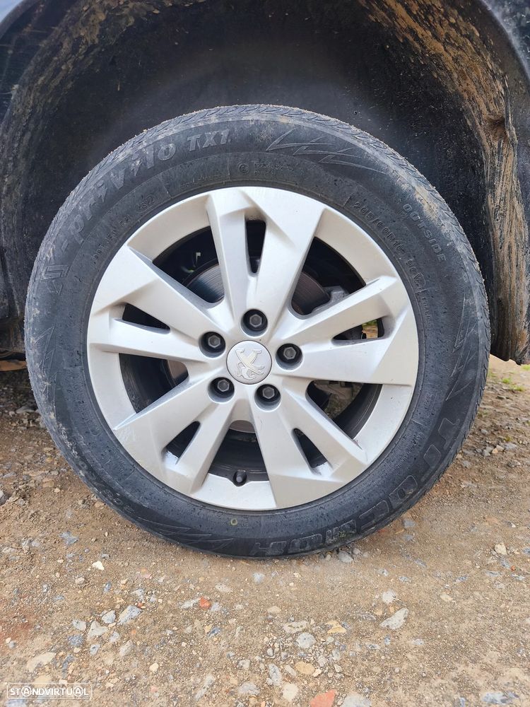 Peugeot Partner L2 Asphalt - 24