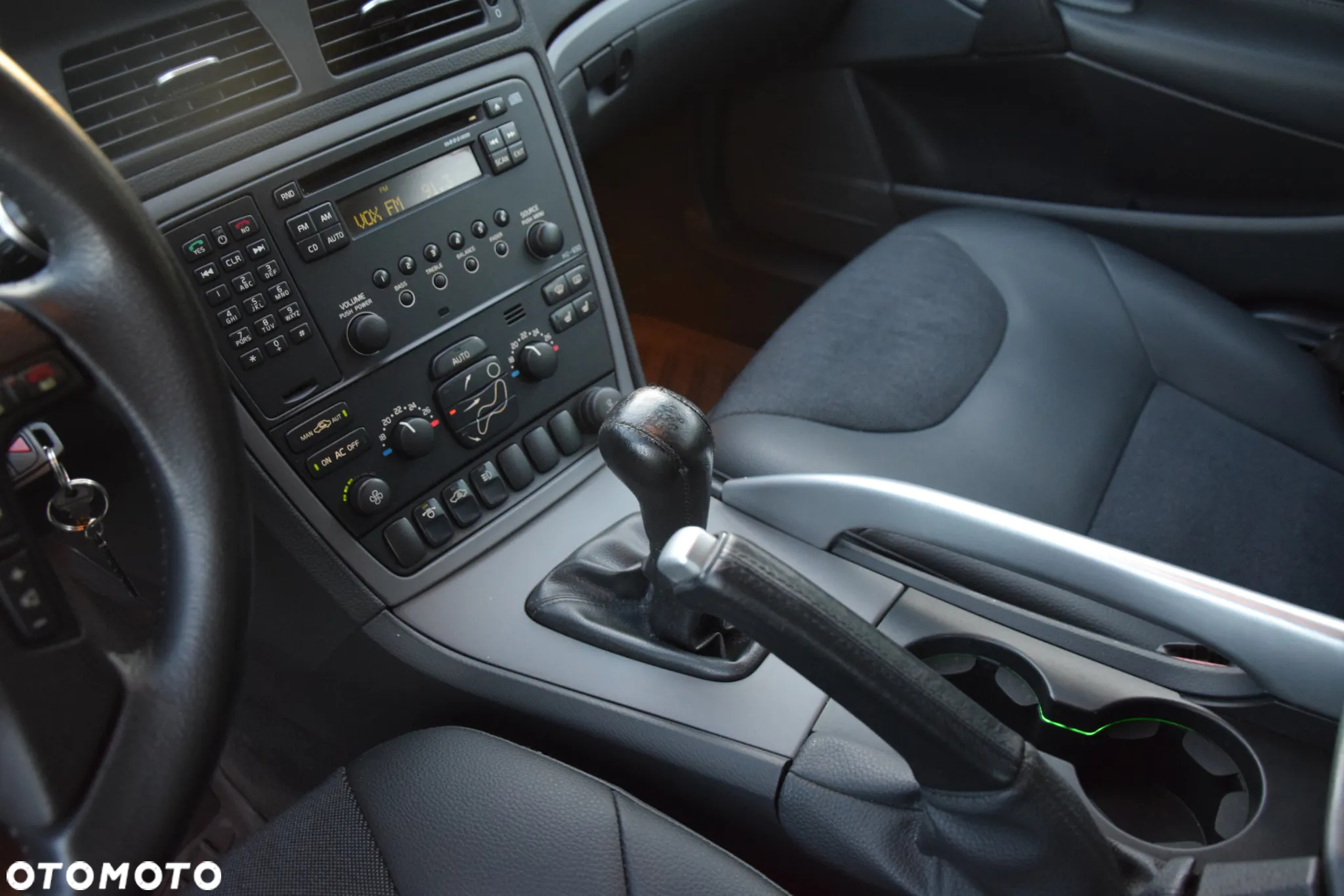Volvo XC 70 D5 AWD Kinetic - 25