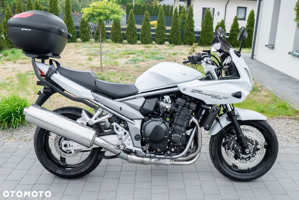 Suzuki Bandit - 3