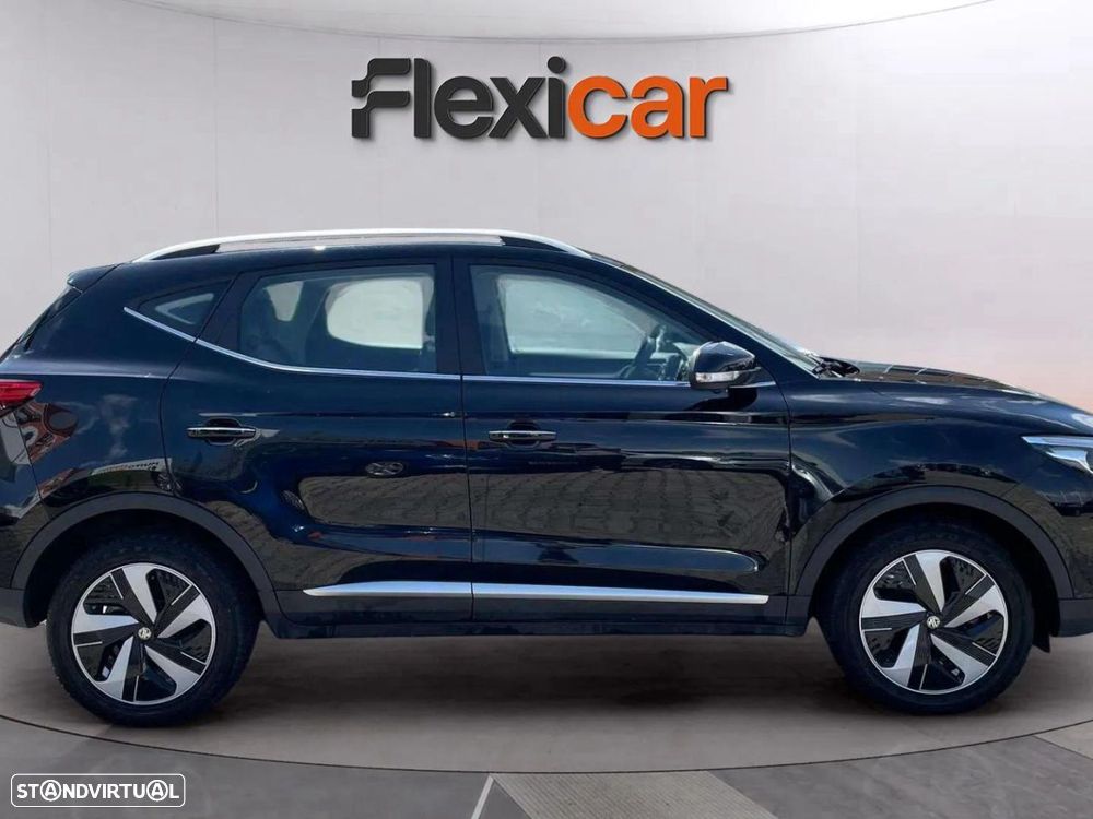MG ZS EV 72.6 kWh Luxury OBC 11 kW - 8